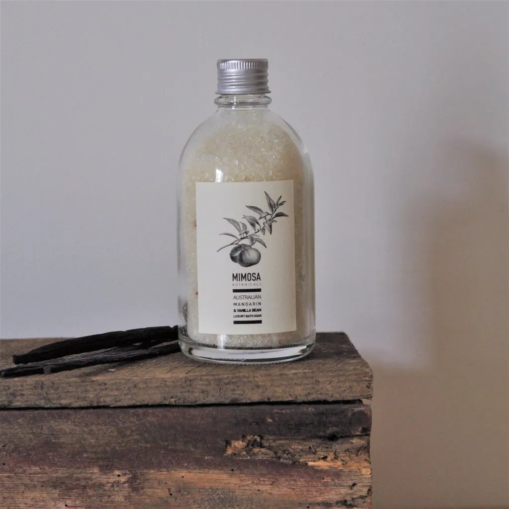 Botanical Bath Soaks : Apothecary Bottles