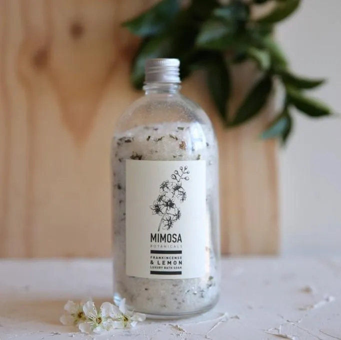 Botanical Bath Soaks : Apothecary Bottles