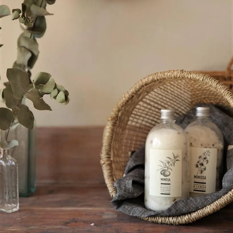 Botanical Bath Soaks : Apothecary Bottles