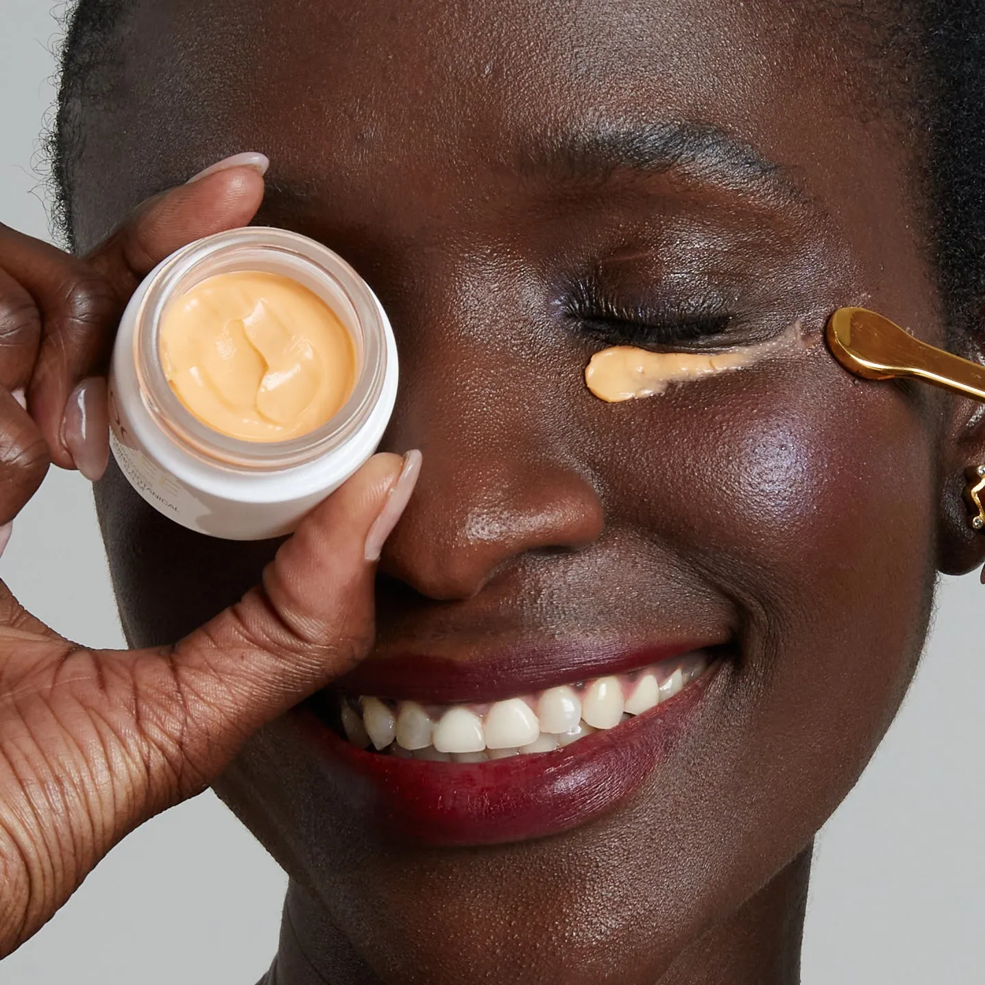 Brightening Botanical Eye Balm*