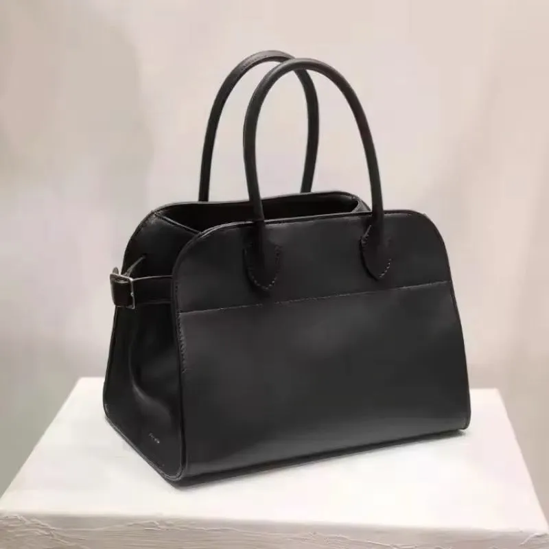 Exquisite Women's Handmade Leather Bag – Crafted for Timeless Elegance