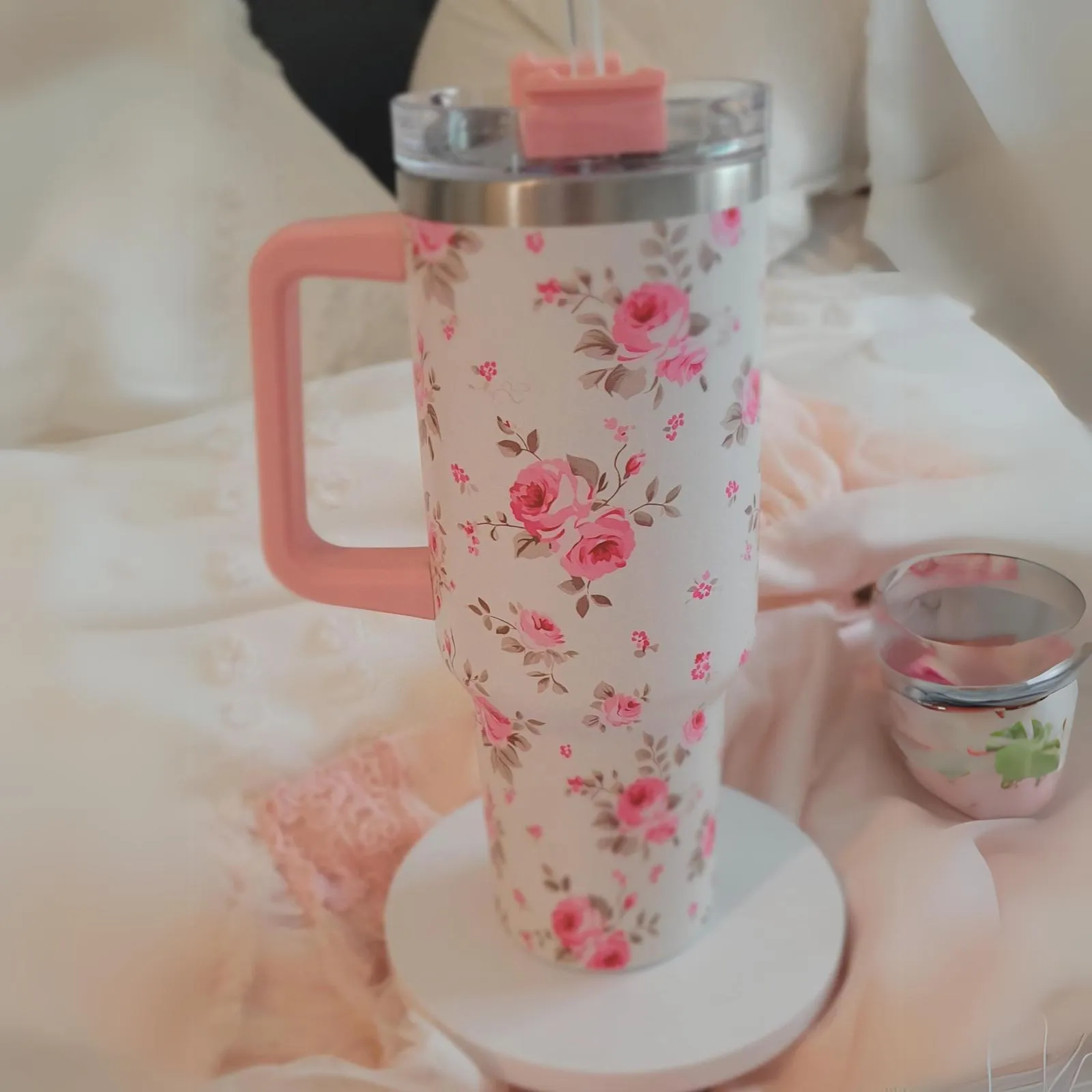 Floral Patterned Tumbler With Handle