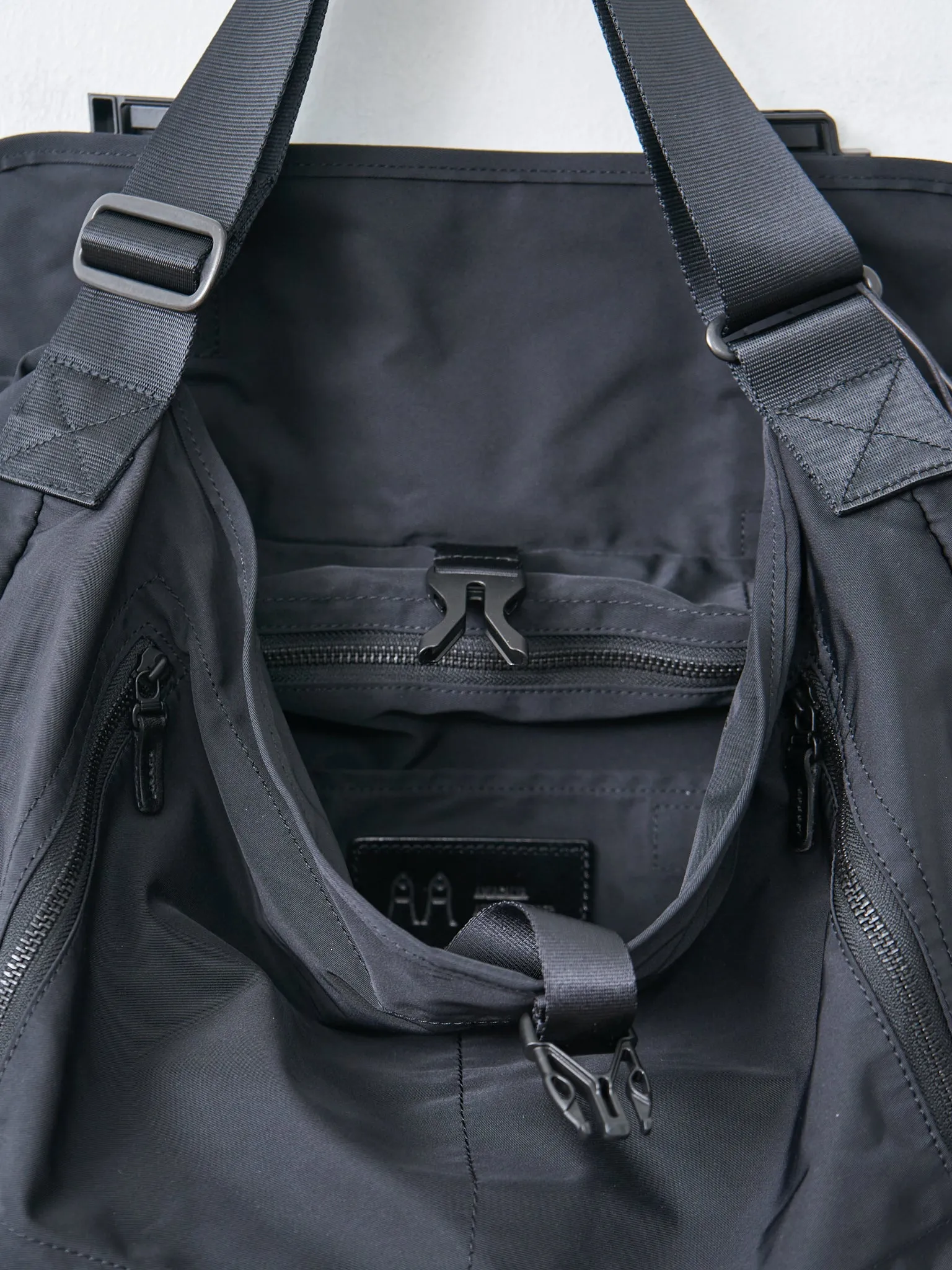 Gabardine Messenger Bag - Black