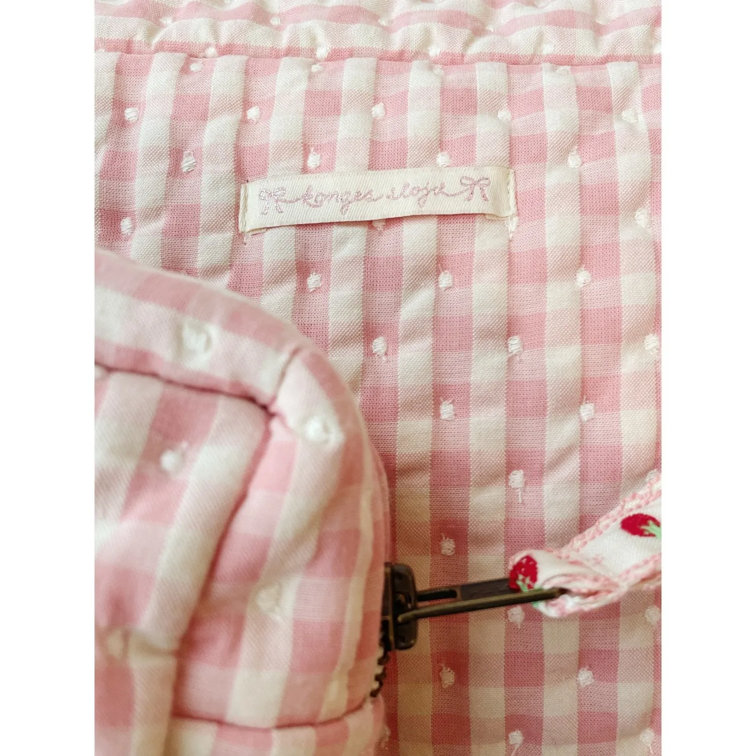 Konges Sløjd Powder Pink Check Seersucker Big Toiletry Bag