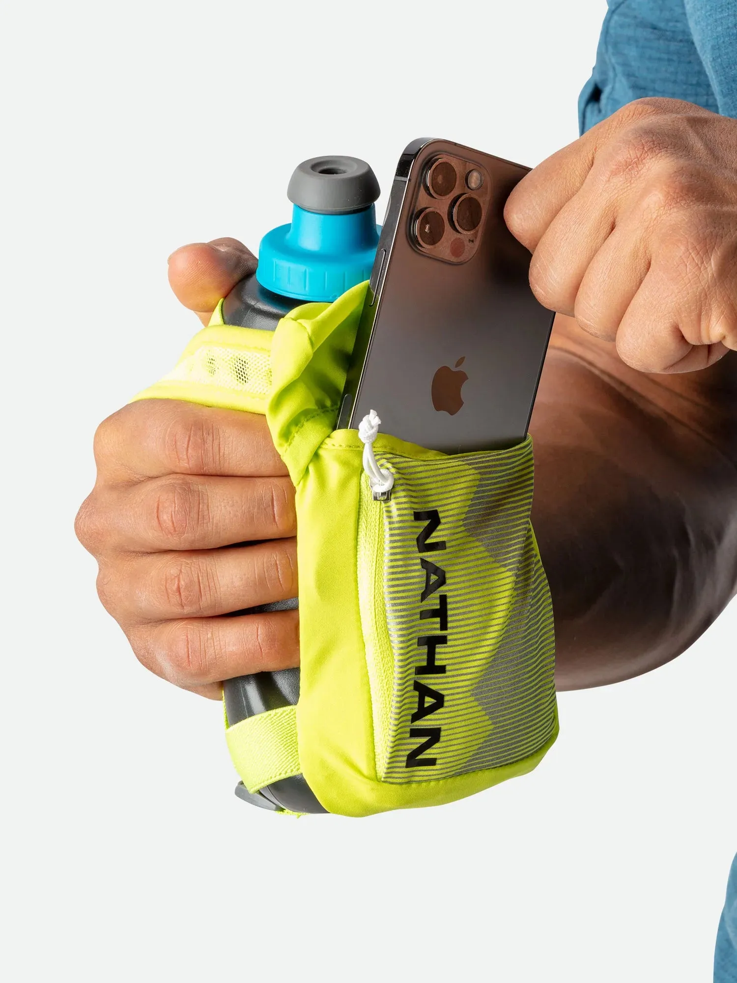 Nathan QuickSqueeze 18oz Handheld