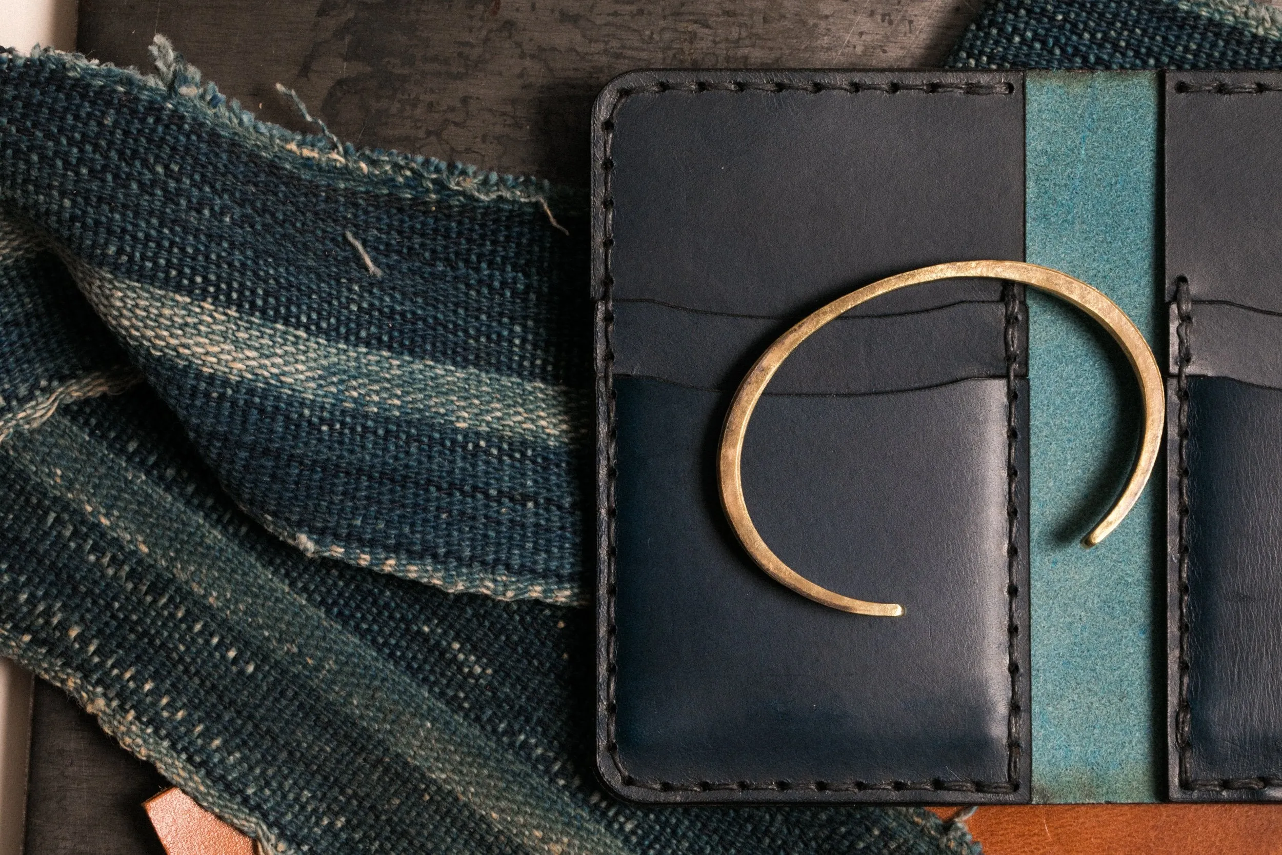 Navy Vertical Card Wallet