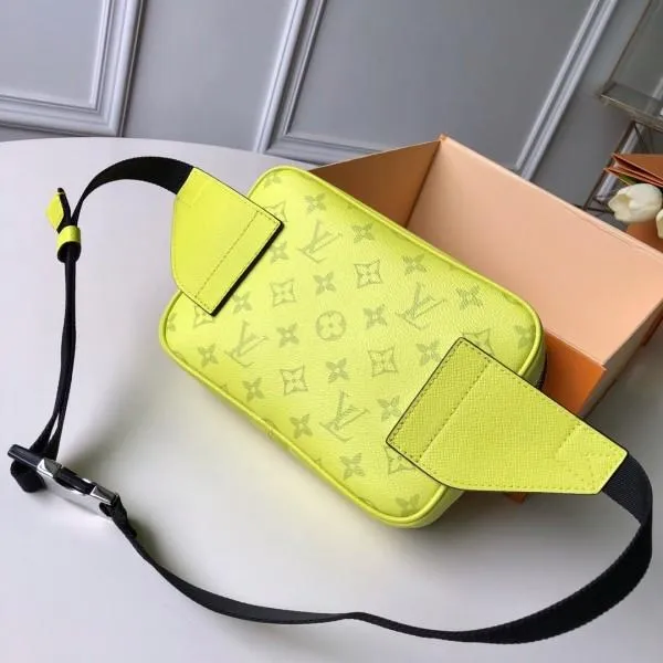 Outdoor Bumbag/belt Bag M30251 Yellow 2019 Collection