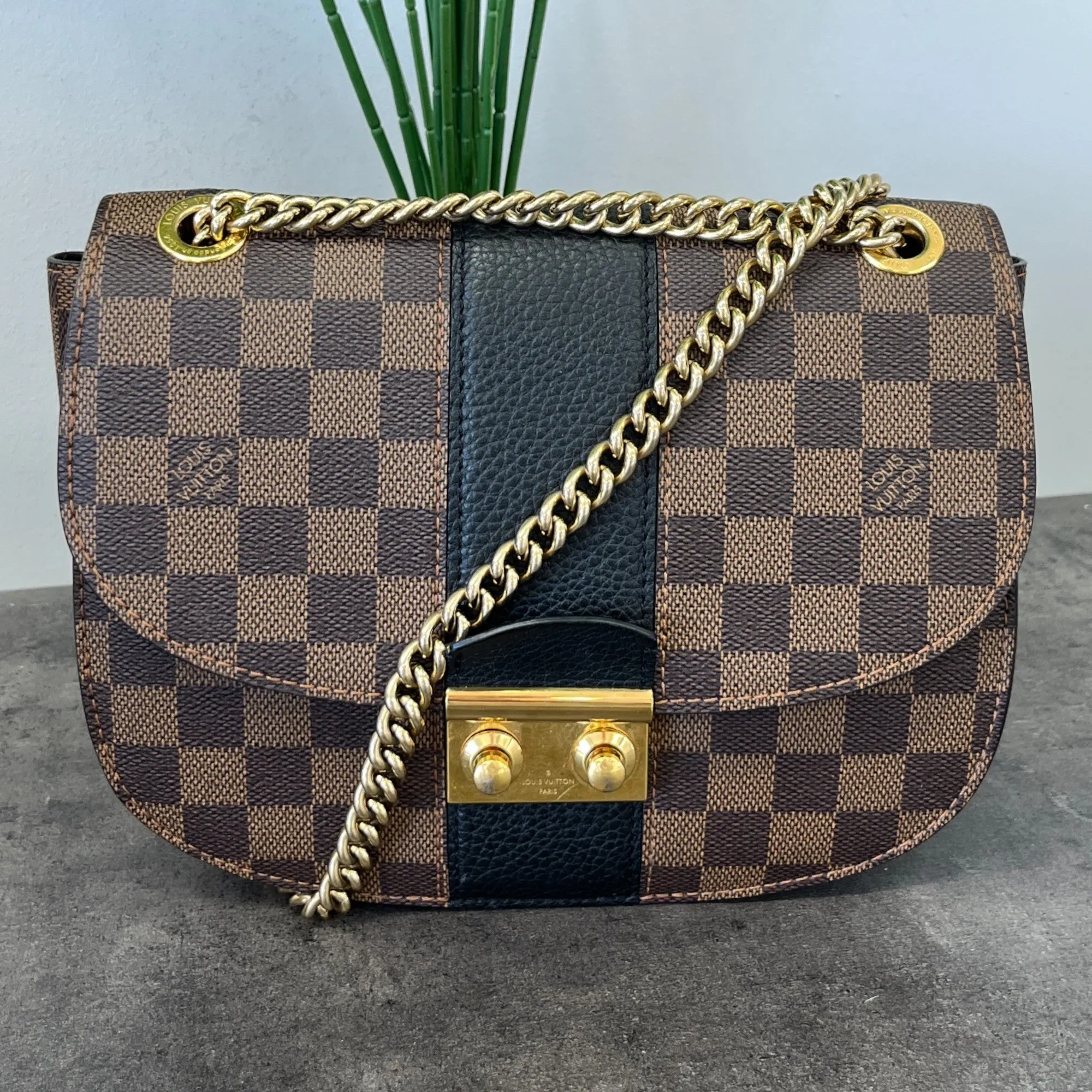 Women's Wight Damier Ebene Messenger Bag Brown